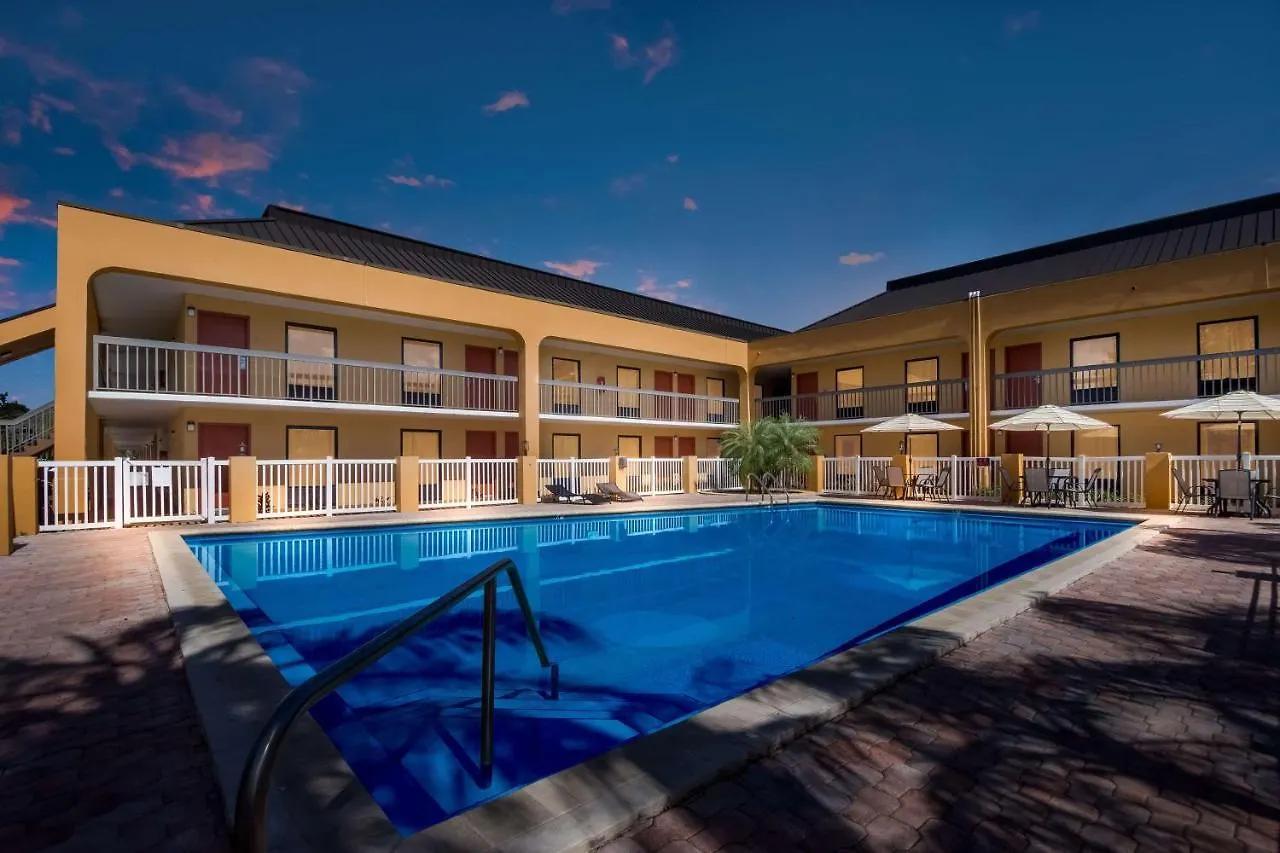 Surestay Hotel By Best Western St Pete Clearwater Airport Motel