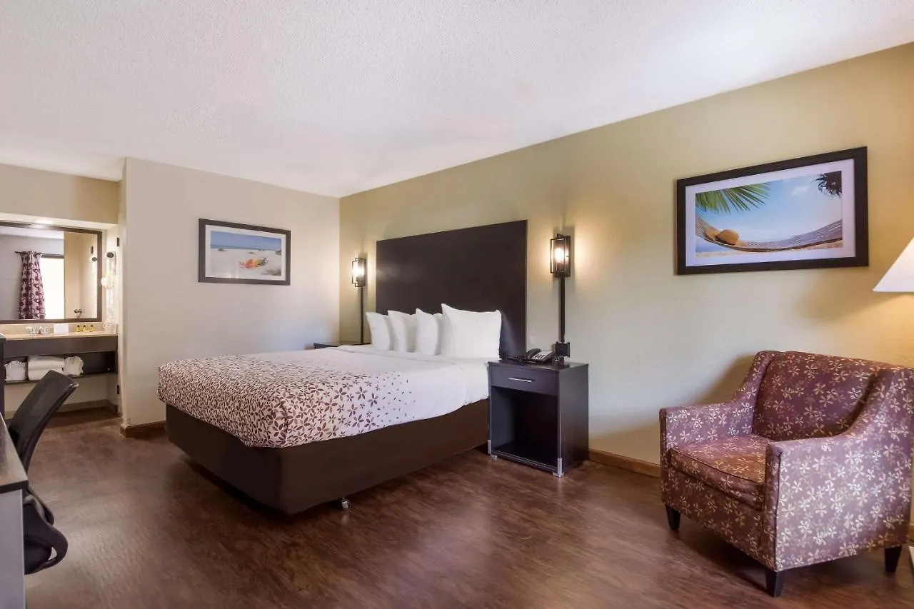 Surestay Hotel By Best Western St Pete Clearwater Airport