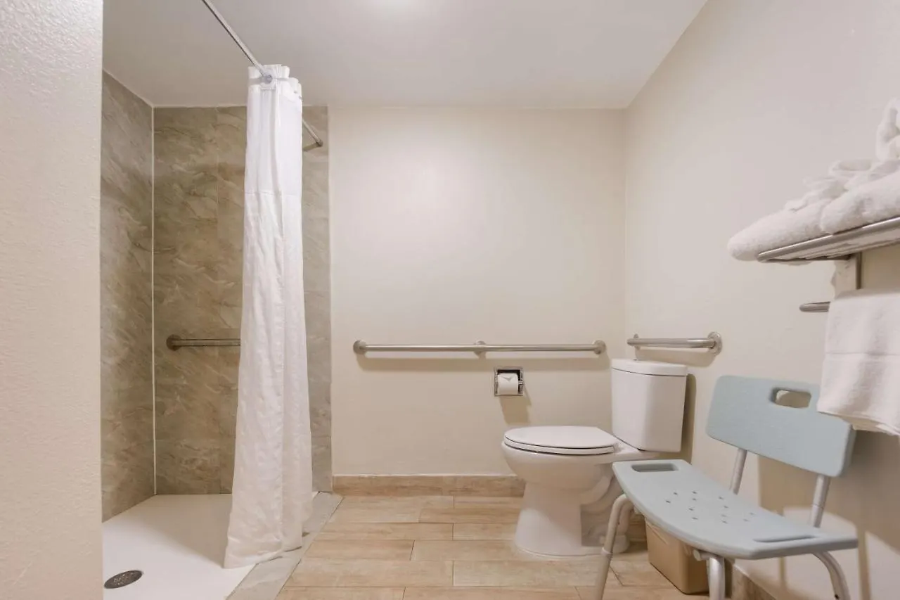 Surestay Hotel By Best Western St Pete Clearwater Airport