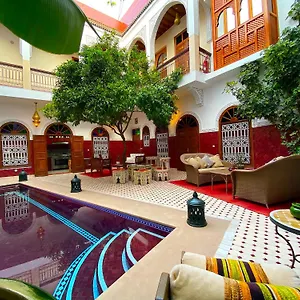https://riad-la-perle-rouge.marrakeshhotelsmorocco.com