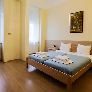 https://east-hostel.inbudapesthotels.com