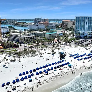 Pelican Pointe *** Clearwater Beach